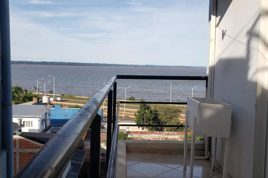 Hermoso Departamento Con Vista al Río y Parrilla Apartamento Posadas Exterior foto